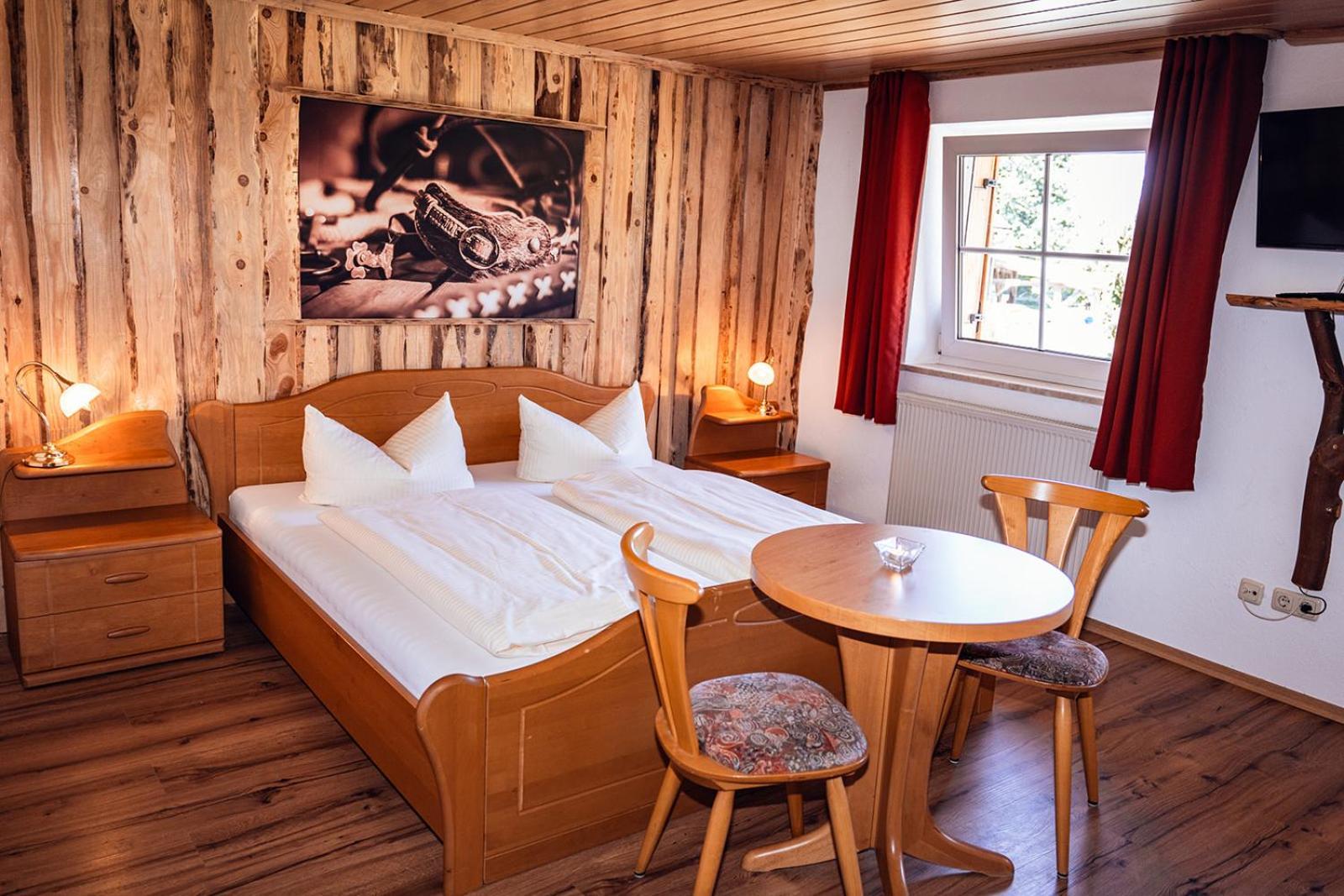 Landhotel Zum Matthiasl Bischofsreut Exterior photo